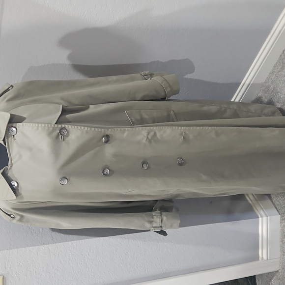 London Fog Women’s Vintage Trench-coat Size 14 - Picture 6 of 8